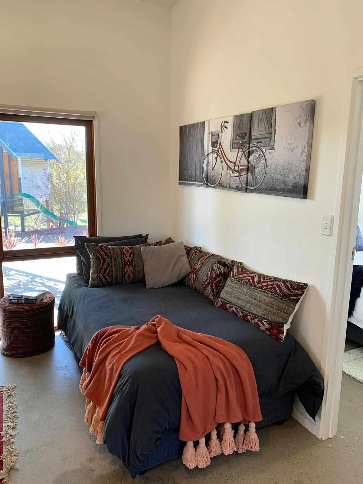 King Single Day Bed & Trundle