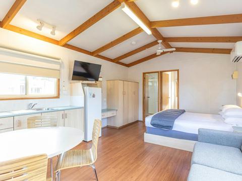 Acorn Cabin