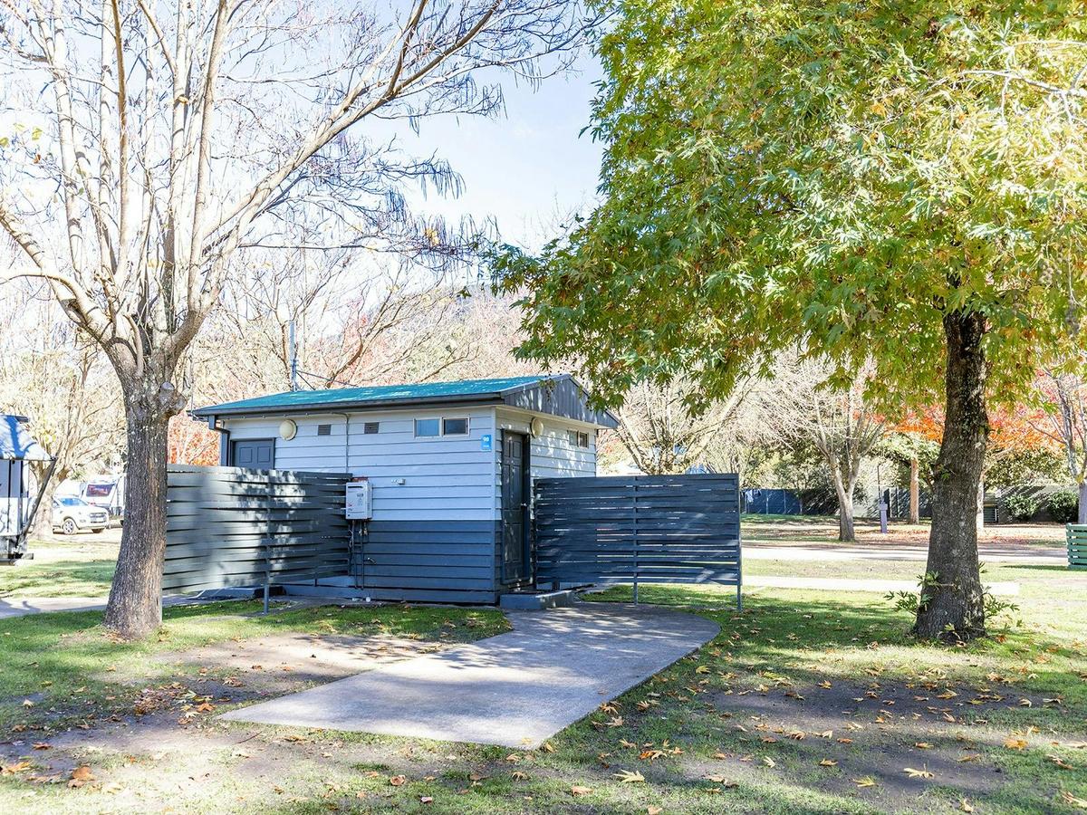 Ensuite Site Slab | Exterior