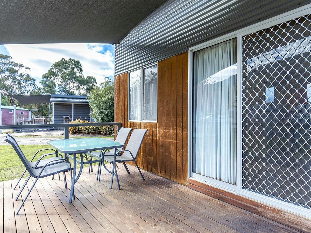 One Bedroom Cabin | Balcony
