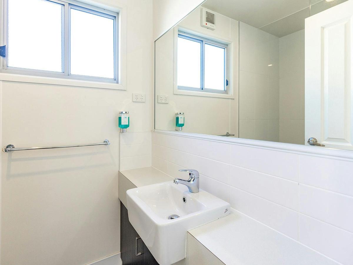 Three Bedroom Executive Villa | Bathroom