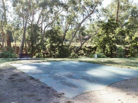 Unpowered Site grass | Exterior