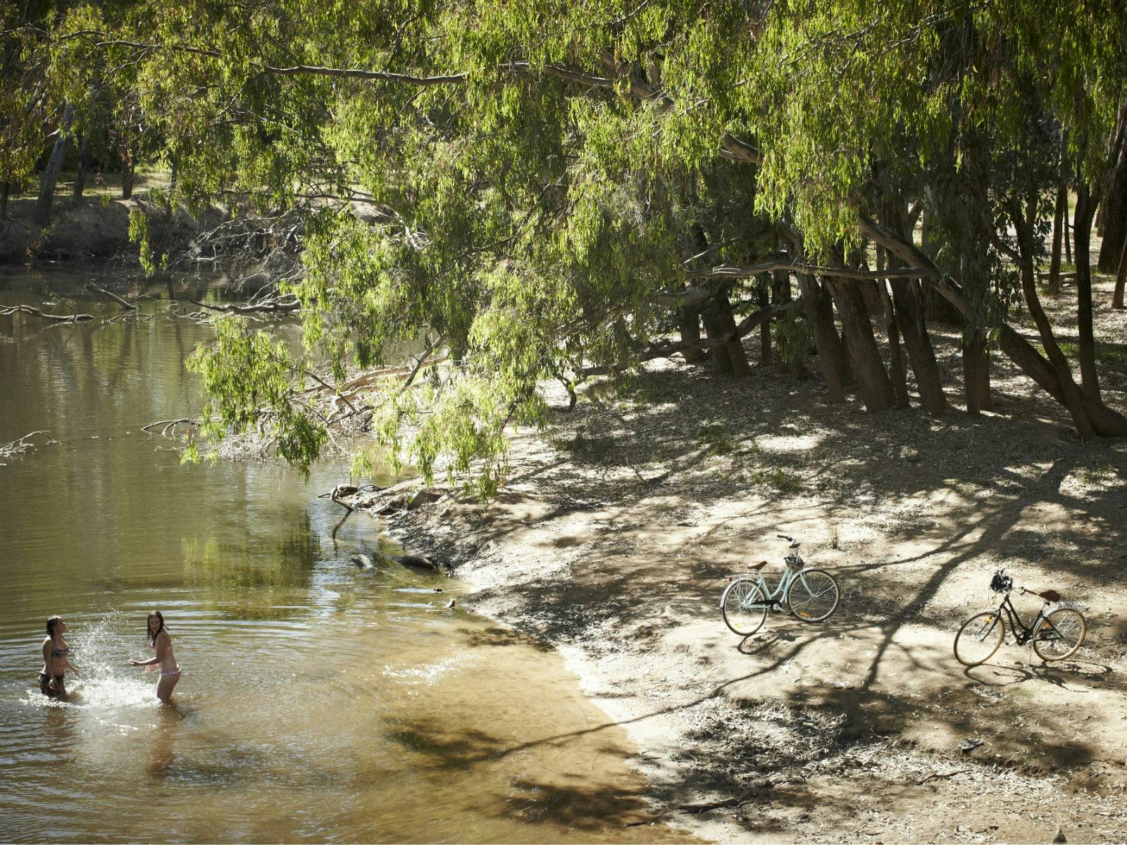 Swimming in the Ovens river Wangaratta