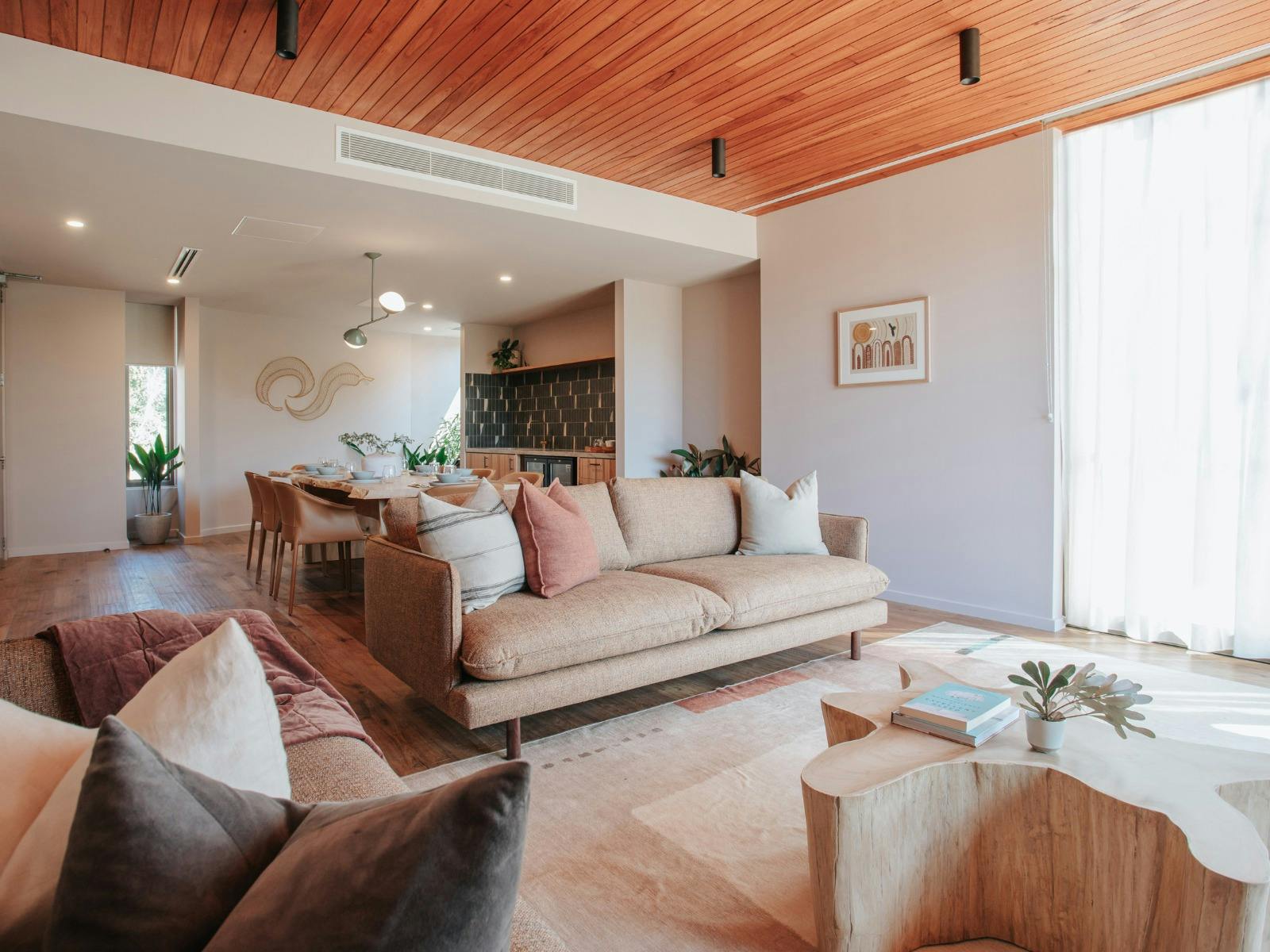 Peninsula Suite - Lounge Room