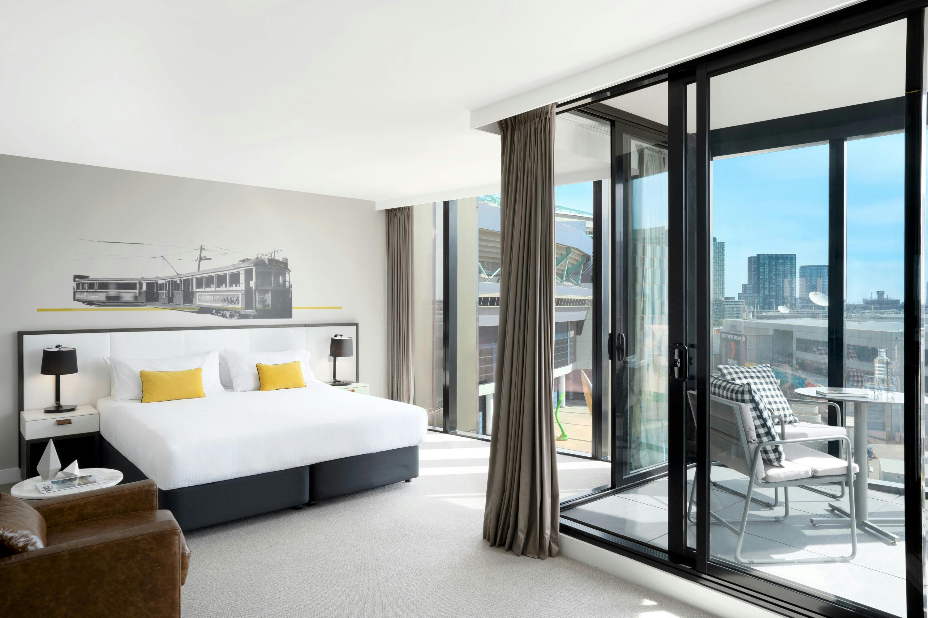 Peppers Docklands - Peppers King with Balcony