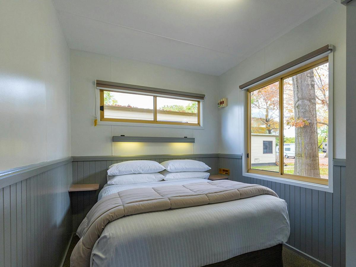 Holiday Unit - Bedroom