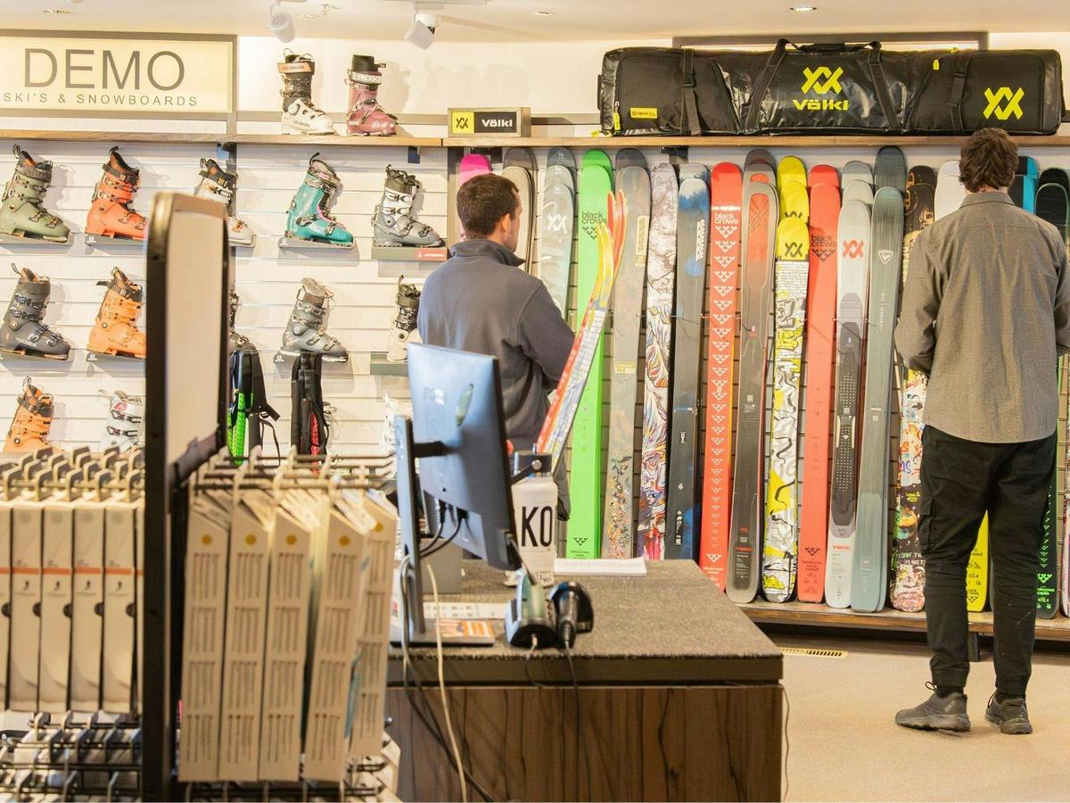One Tree skis and boots