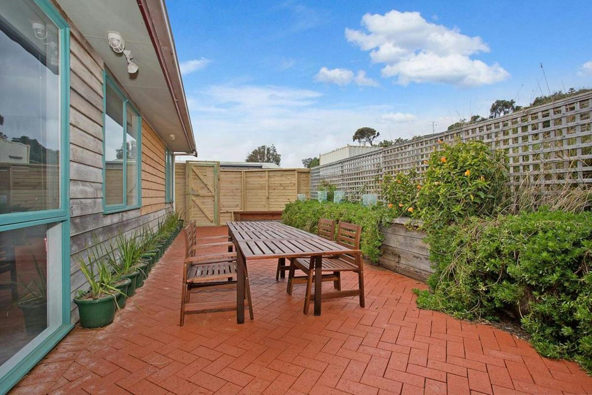 Large private courtyard