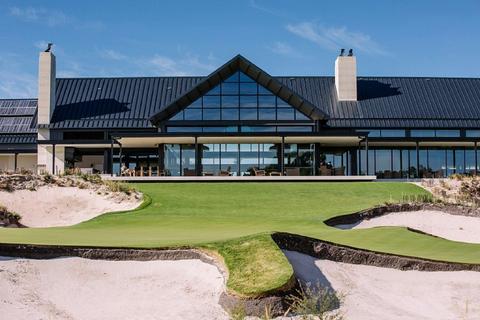 Peninsula Kingswood Country Golf Club