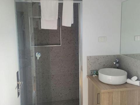 Ensuite site - deluxe
