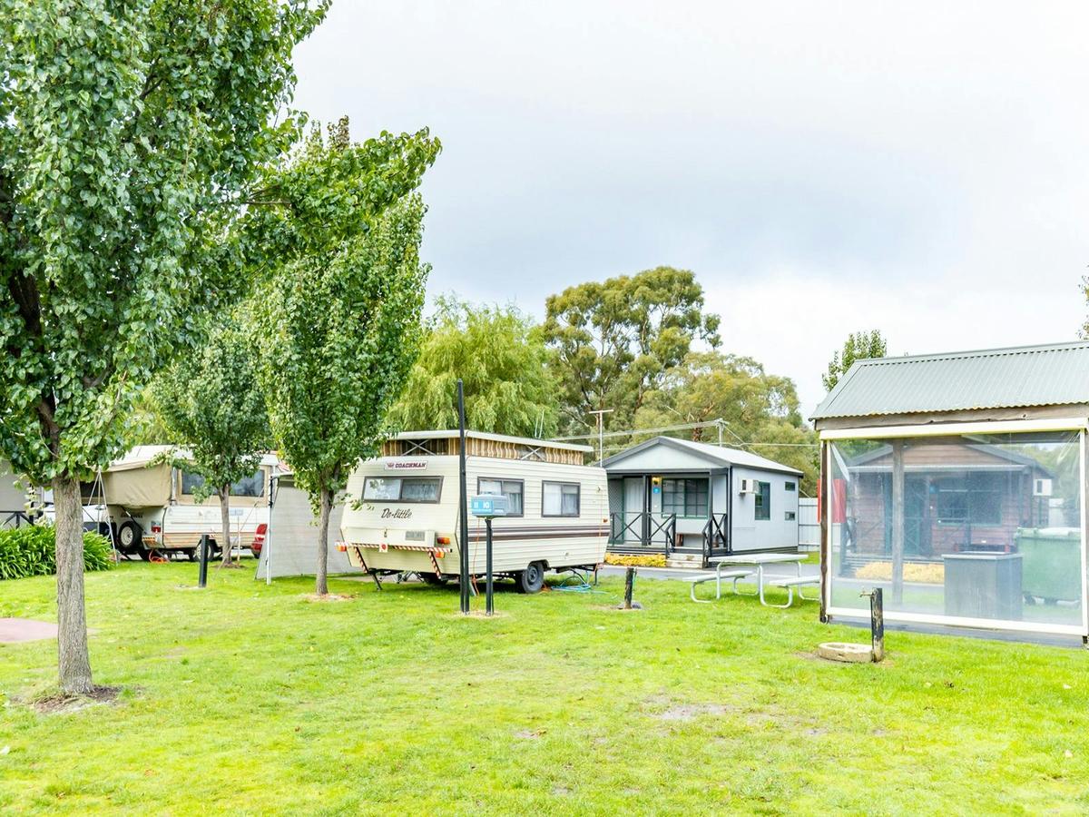 Powered Site | Grass Wide View