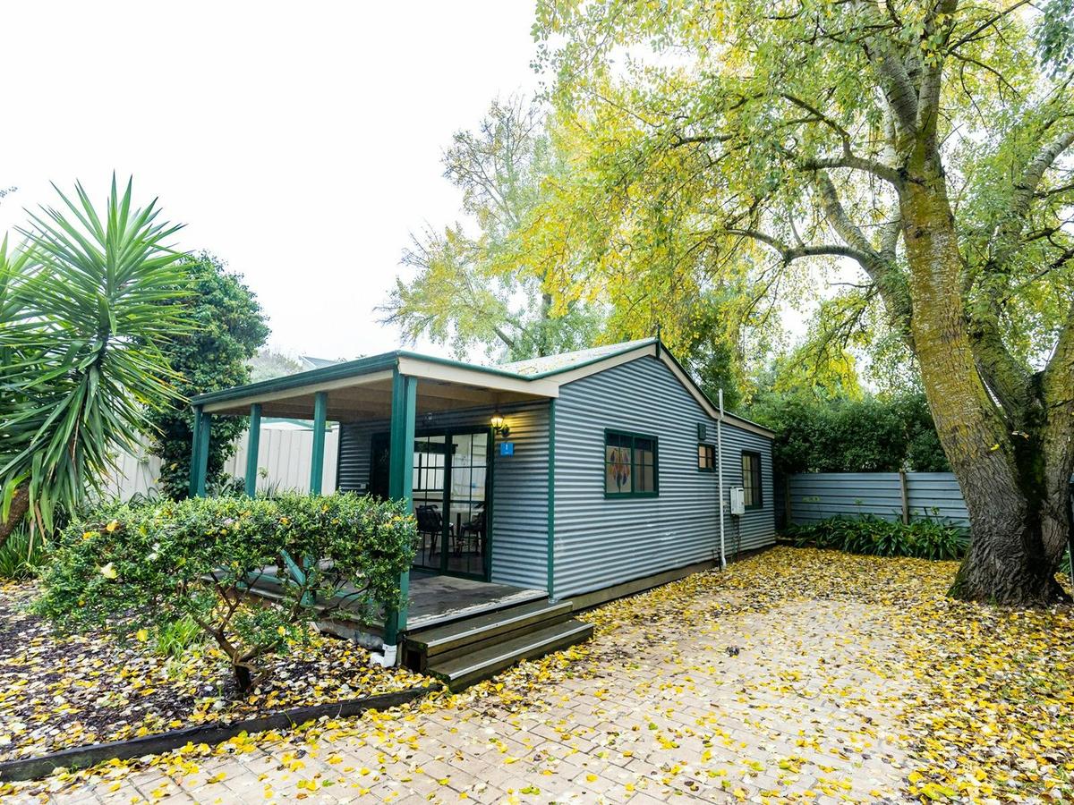 Two Bedroom Miners Cabin | Exterior