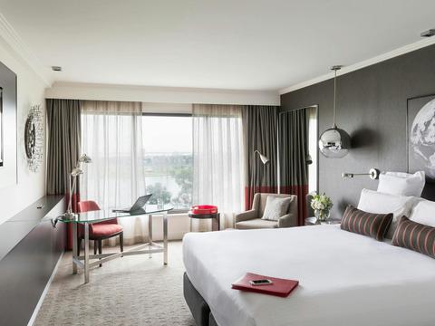 Superior Room at Pullman Melbourne Albert Park
