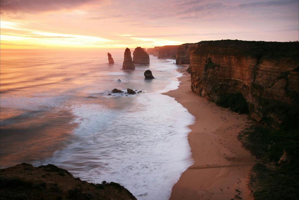 12 Apostles