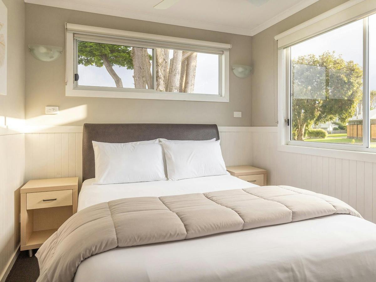 Waterview Cabin |  Bedroom