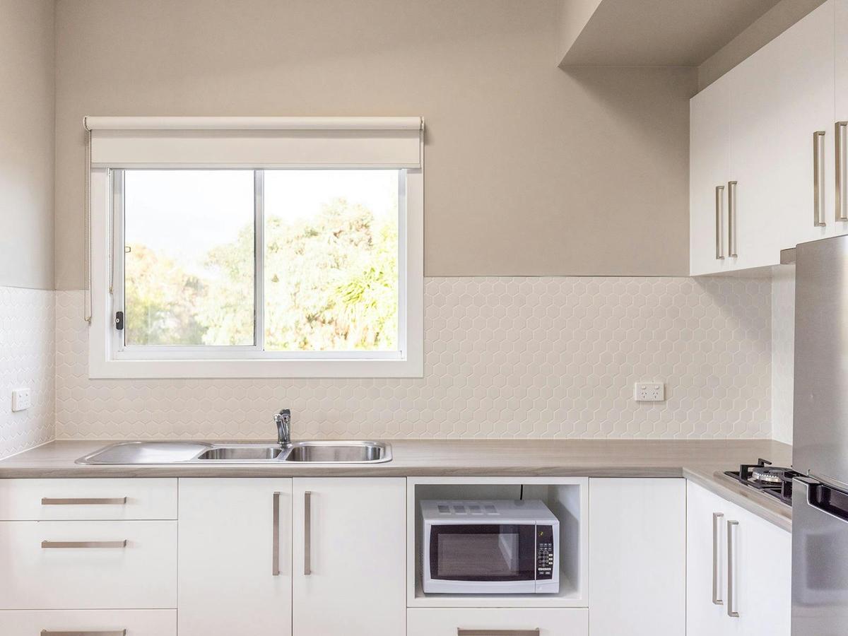 Waterview Cabin | Kitchen