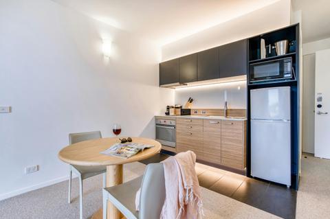 Vue Apartments Geelong - Full Kitchen