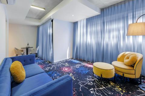 One Bedroom Executive