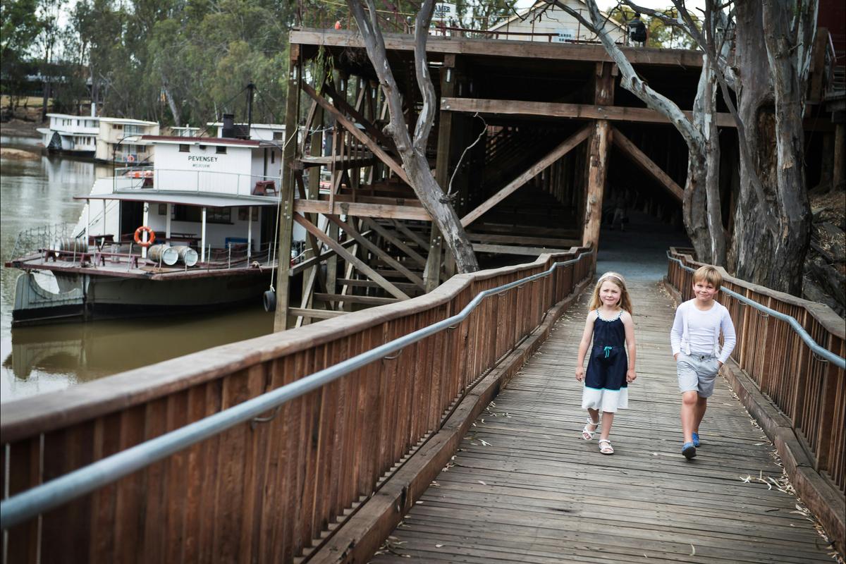 Kids on walkway