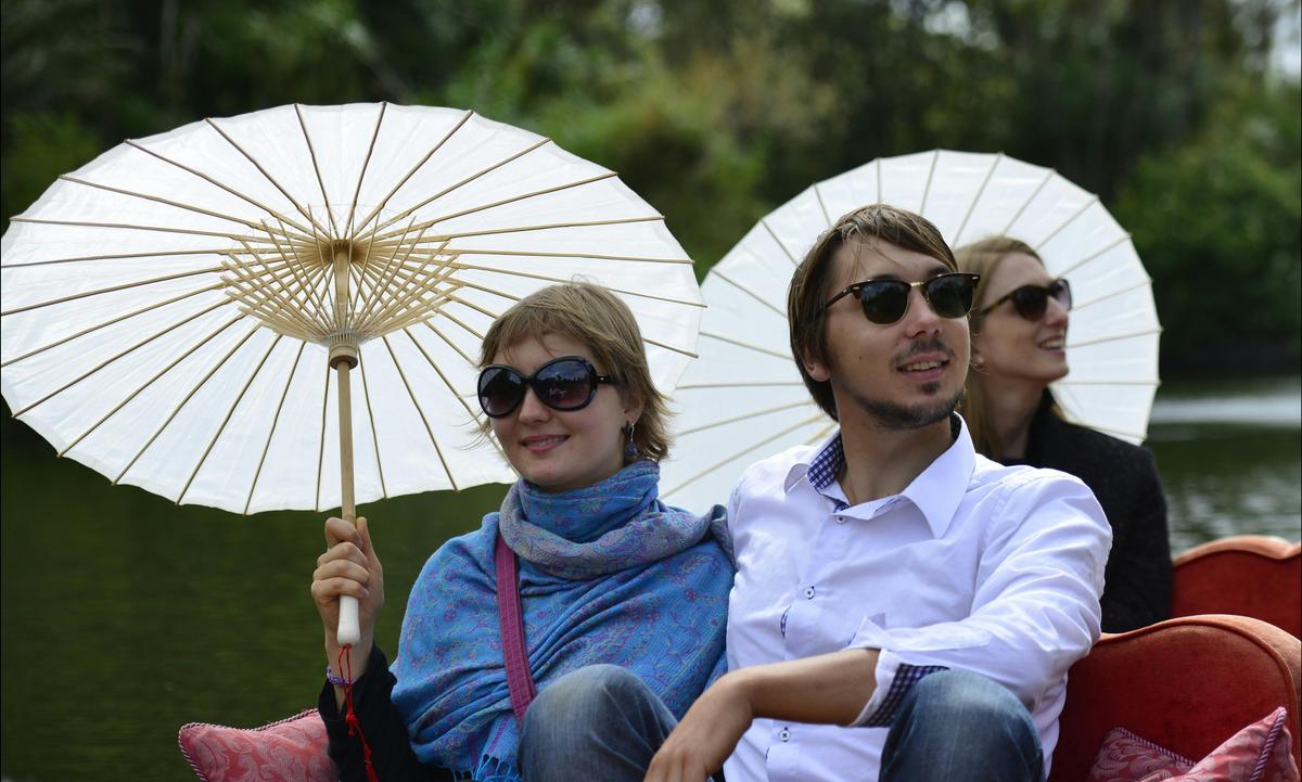 Punting with parasols
