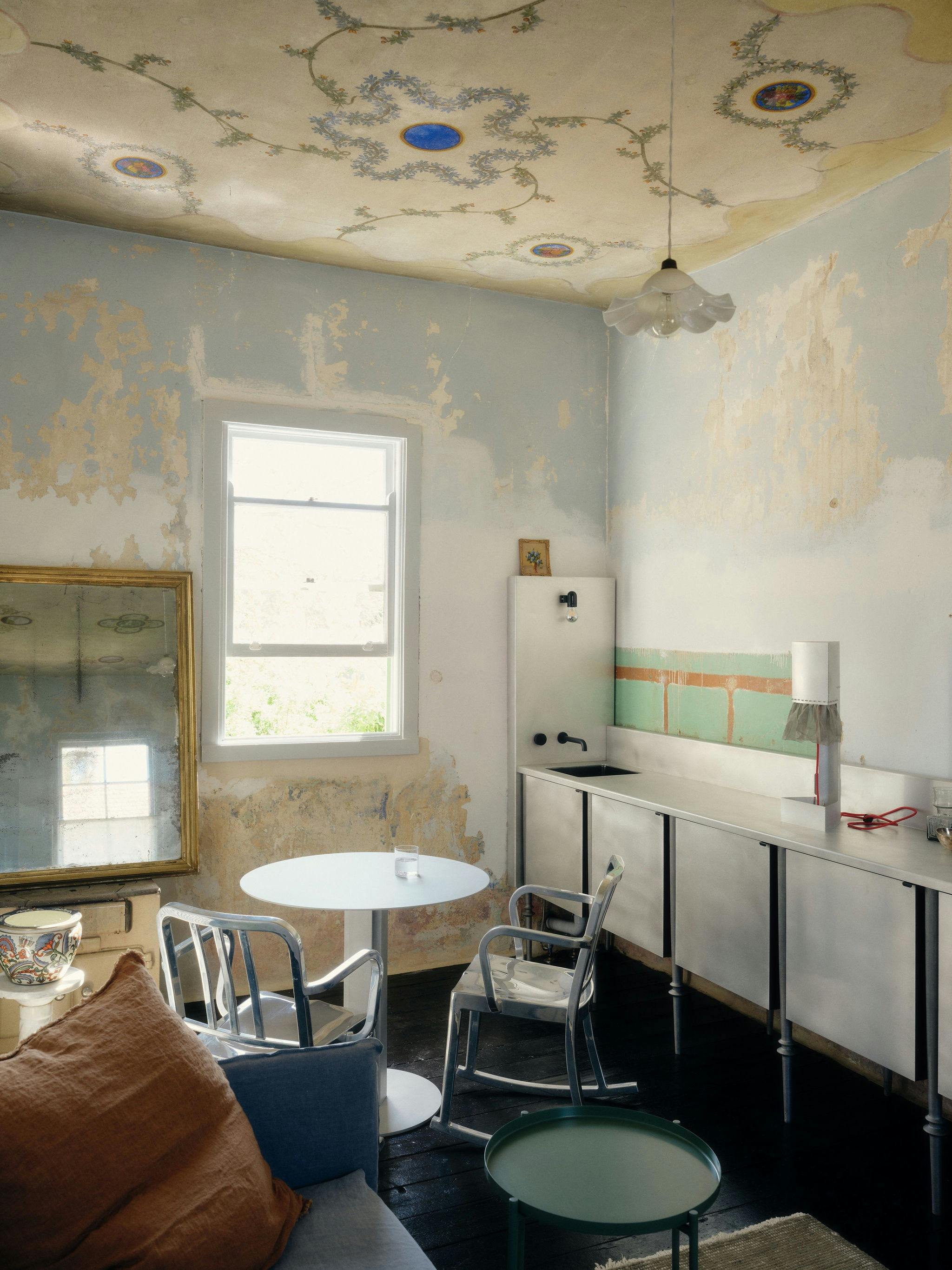 Pietro's Residence - Dining area