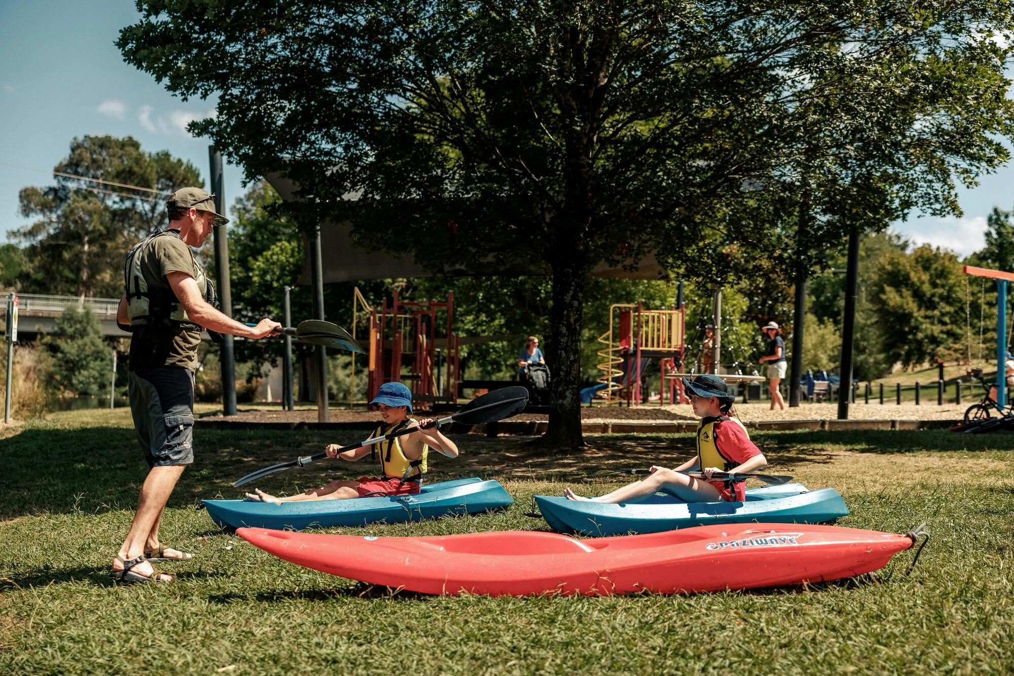 Getting ready for a canoe at Porepunkah Riverside