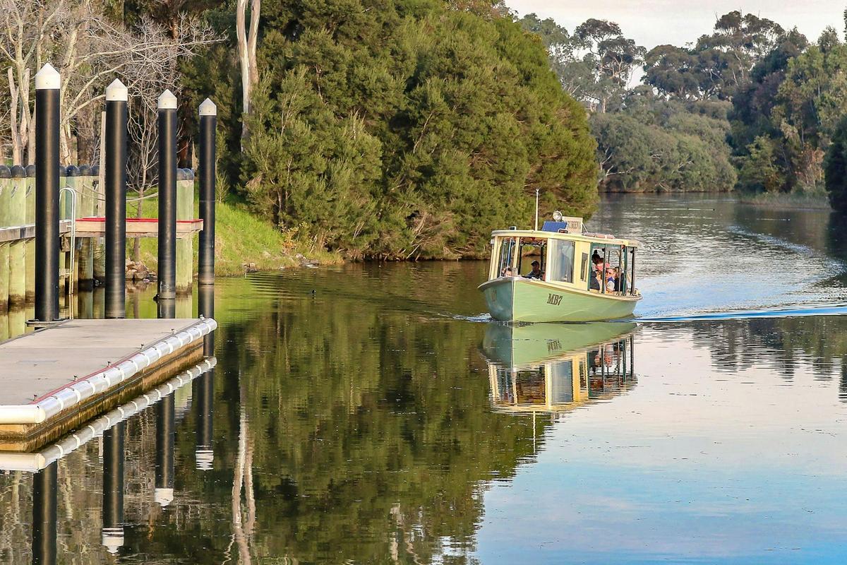 Port of Sale Heritage Cruises