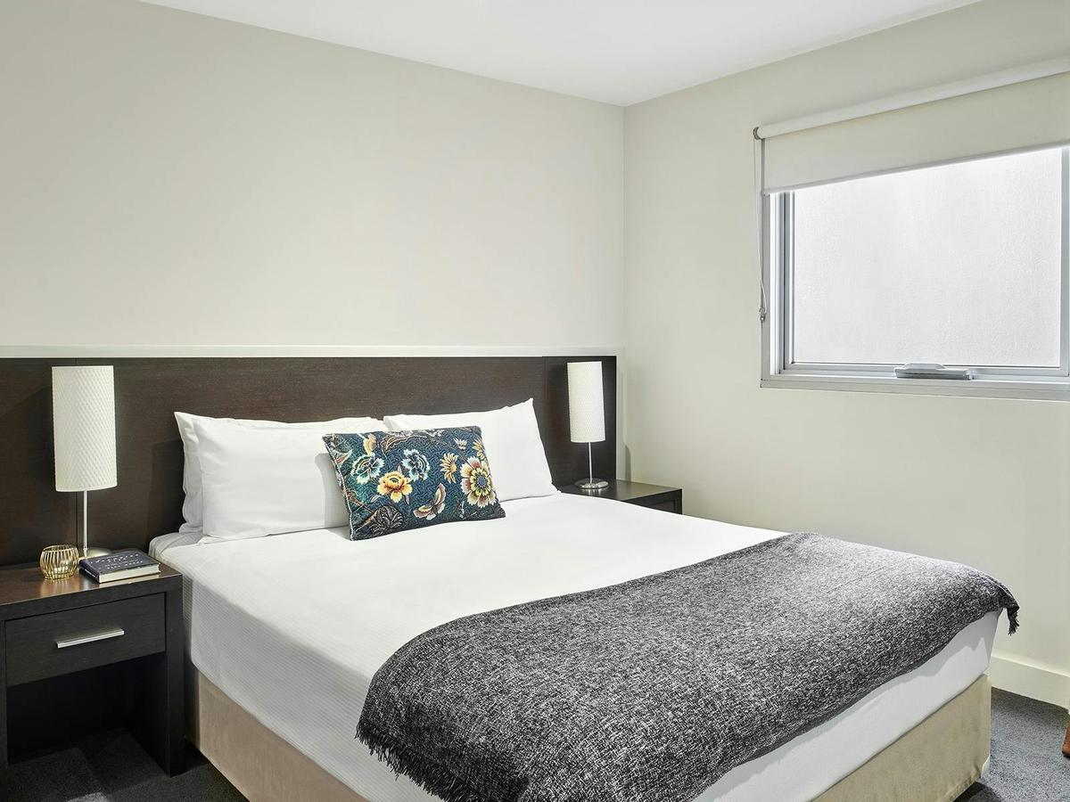 Punthill Essendon Two Bedroom Apartment Bedroom 2