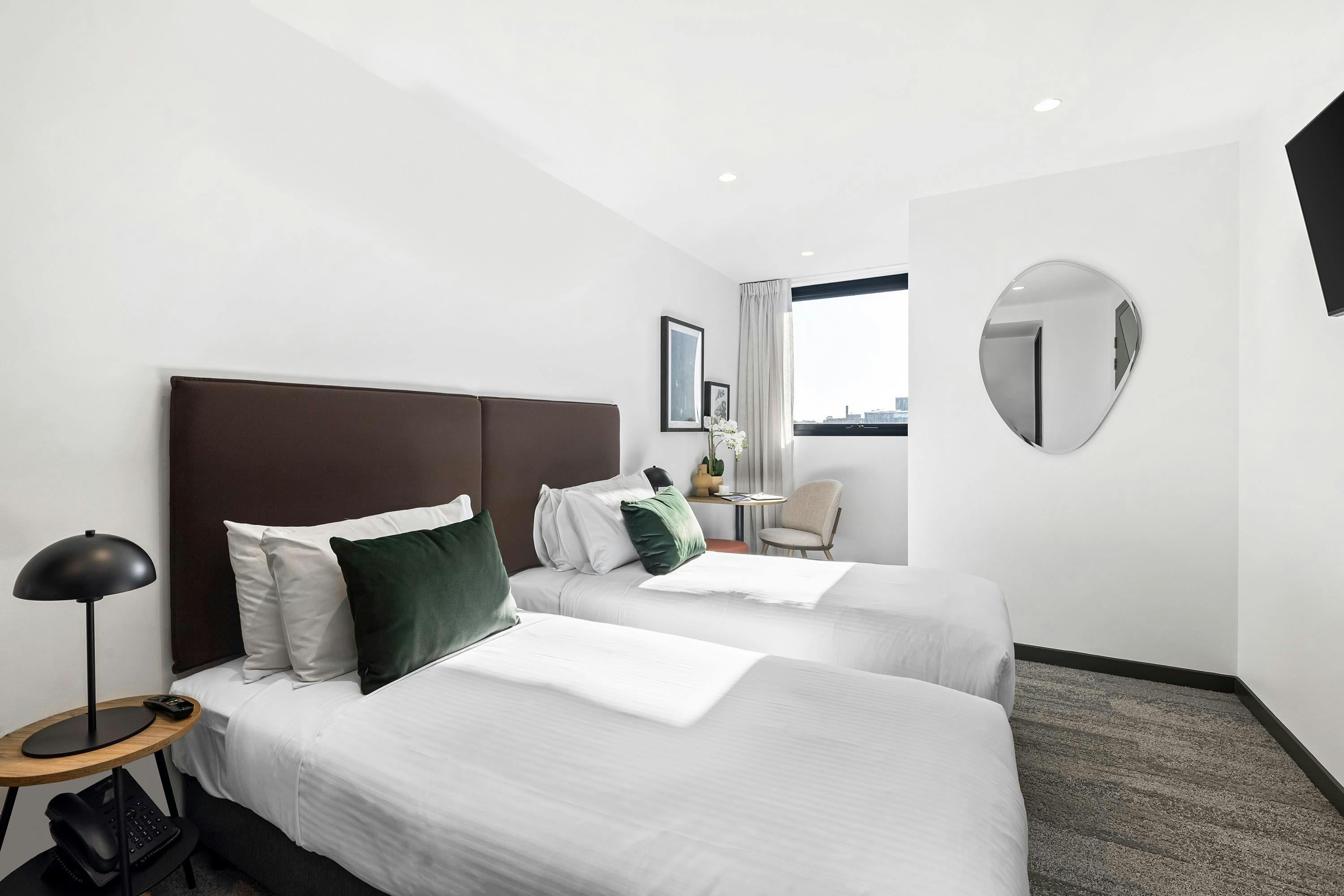 Studio Room with Twin Beds