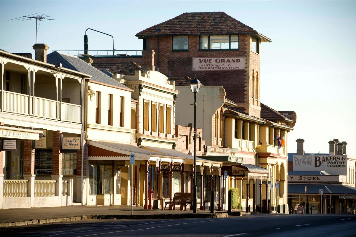 Queenscliff Streetscape