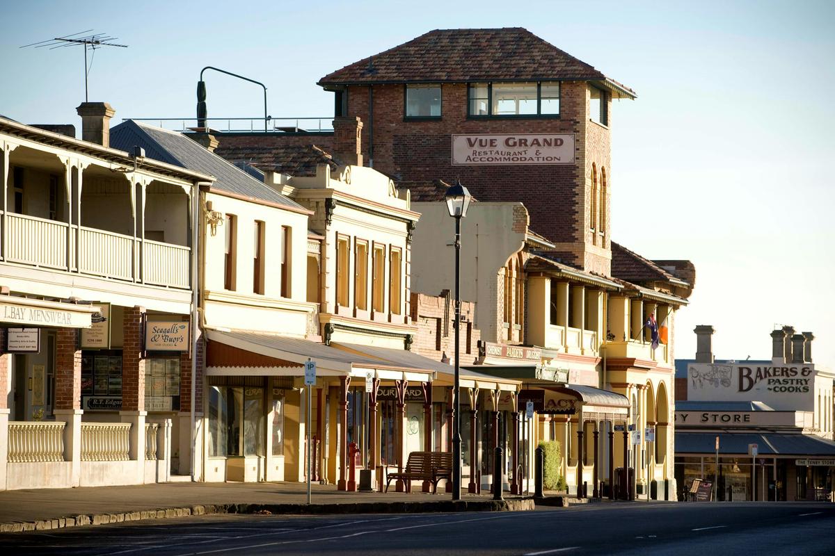 Queenscliff's shopping street.