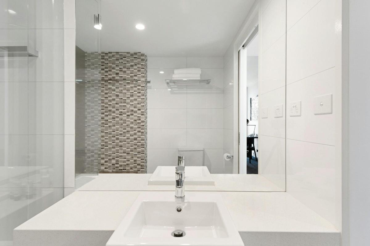Quality Hotel Wangaratta Gateway, Corporate Deluxe Suite Bathroom