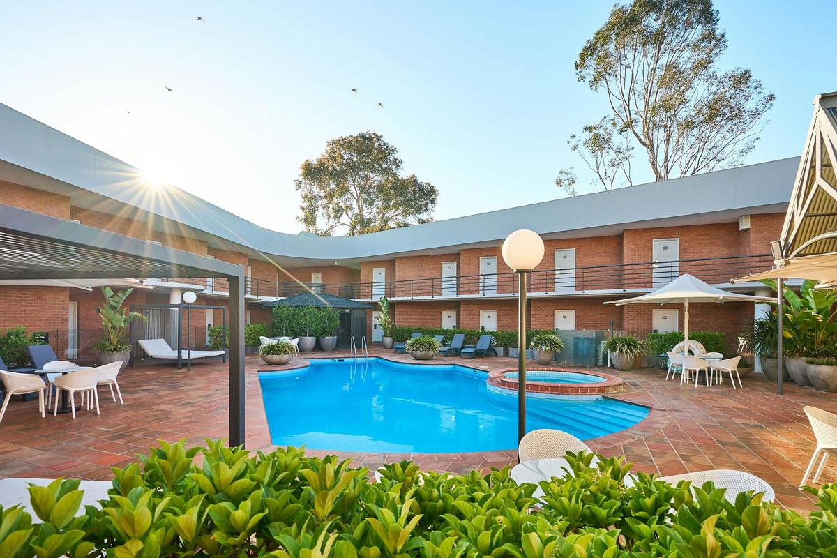 Gateway Getaway includes heated pool, spa and sauna complete with lounges, floaties and cocktails