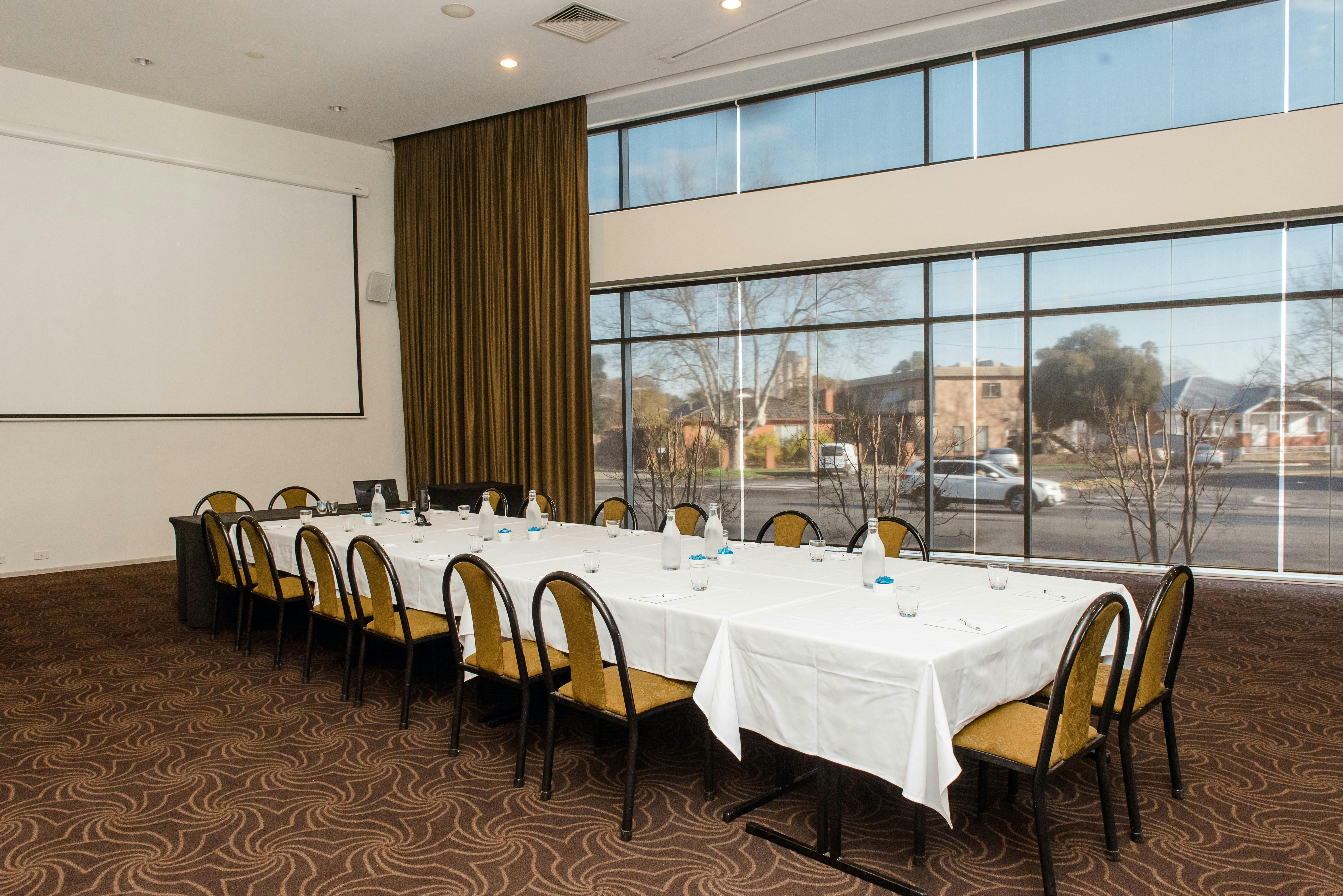 The Gateway offers state of the art conference and event facilities for up to 400 delegates