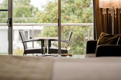 King Suite at Quality Hotel Wangaratta Gateway