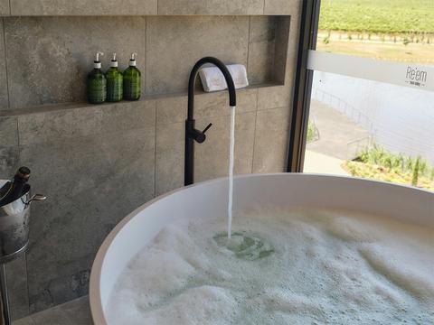 Re'em Yarra Valley Hotel