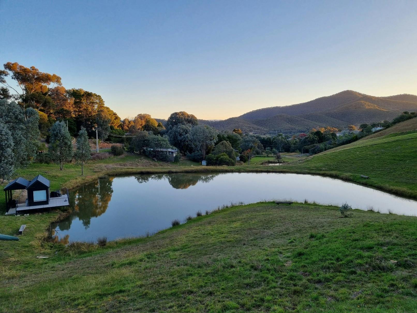 The dam and Water Cabin at Goughs bay.