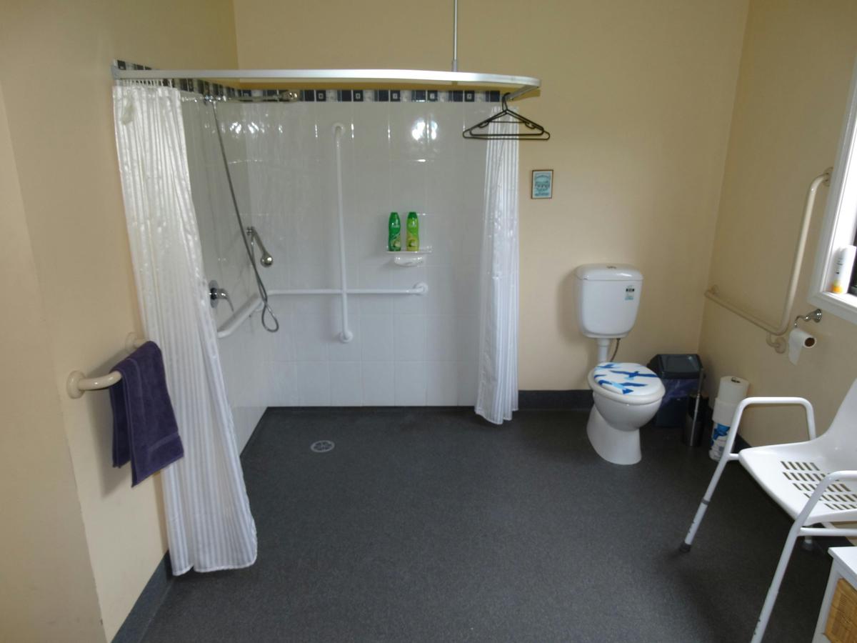 Fully accessible bathroom