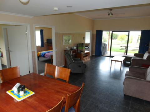 Large dining/lounge area