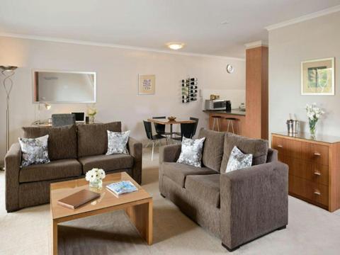 Ringwood Royale Apartment Hotel