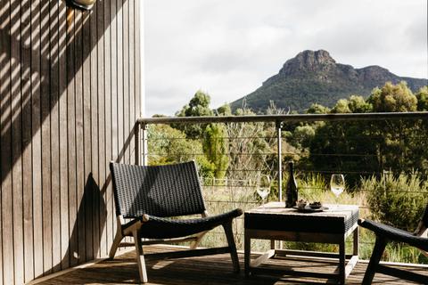 Deluxe Mountain View Room Balcony
