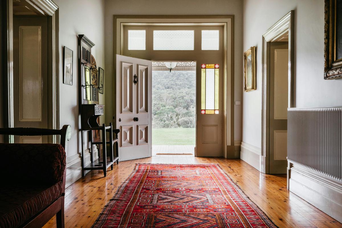 Mount Sturgeon Homestead Hallway