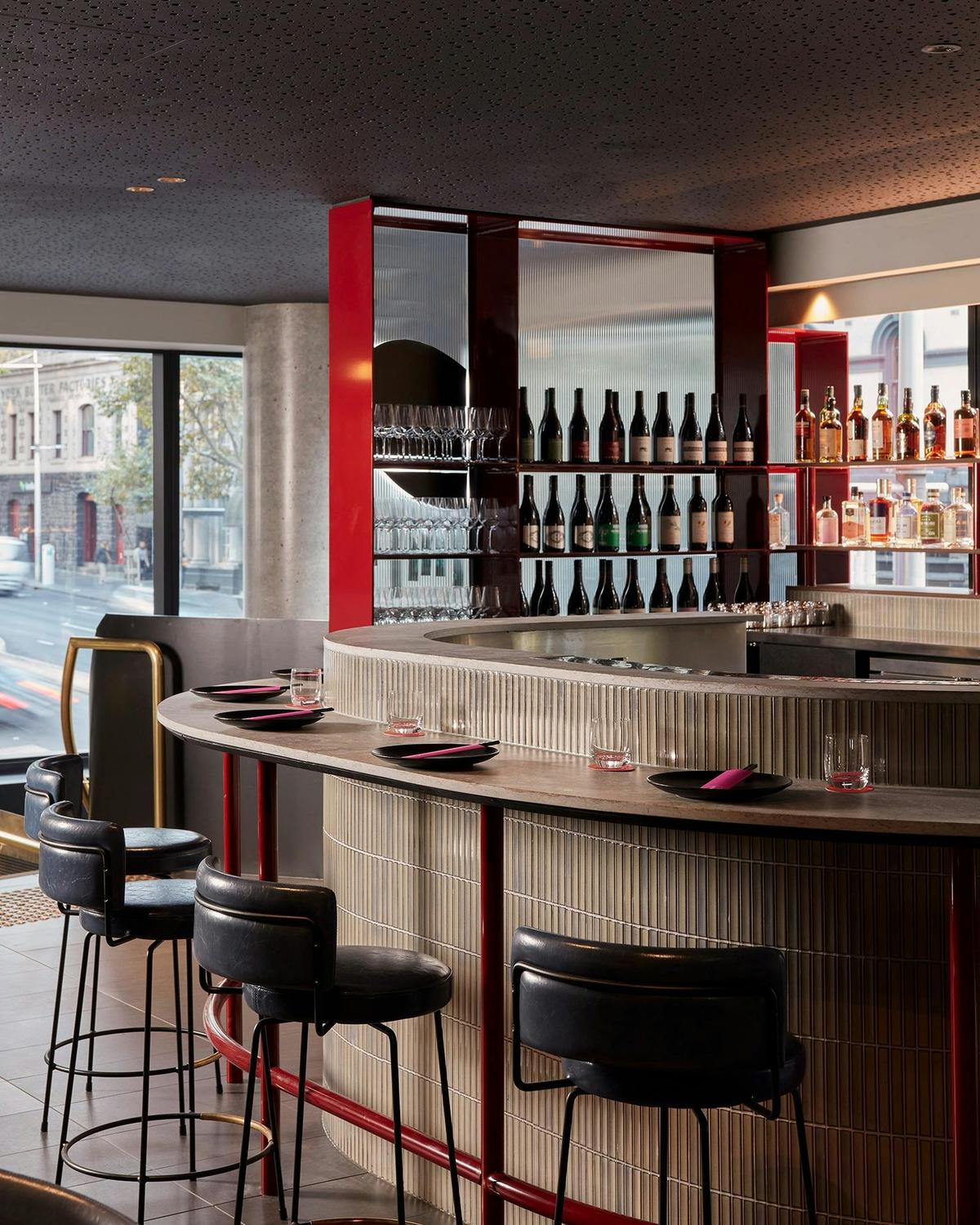 Bar