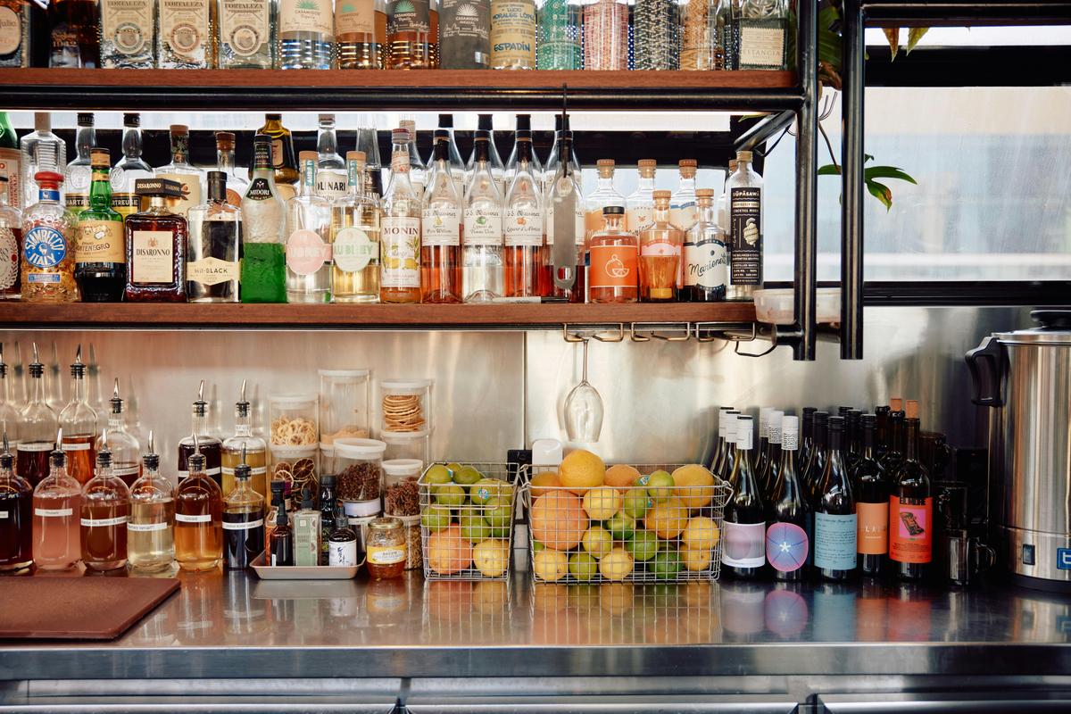 Bar