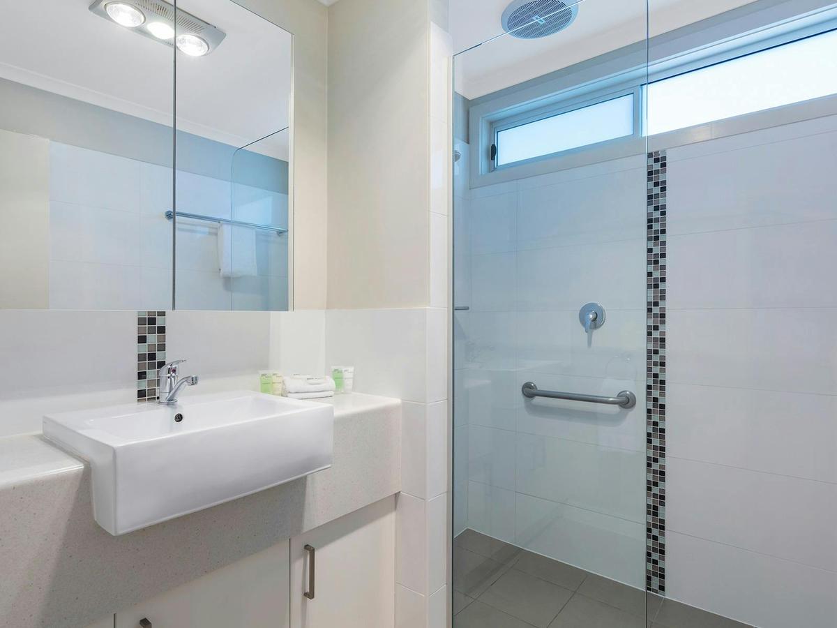 Bathroom of Lakeview Cabin