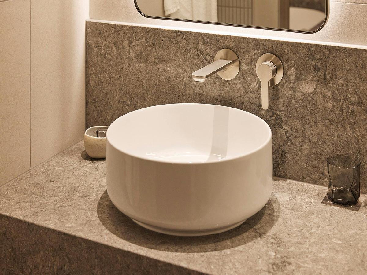 Rydges Twin Room Bathroom