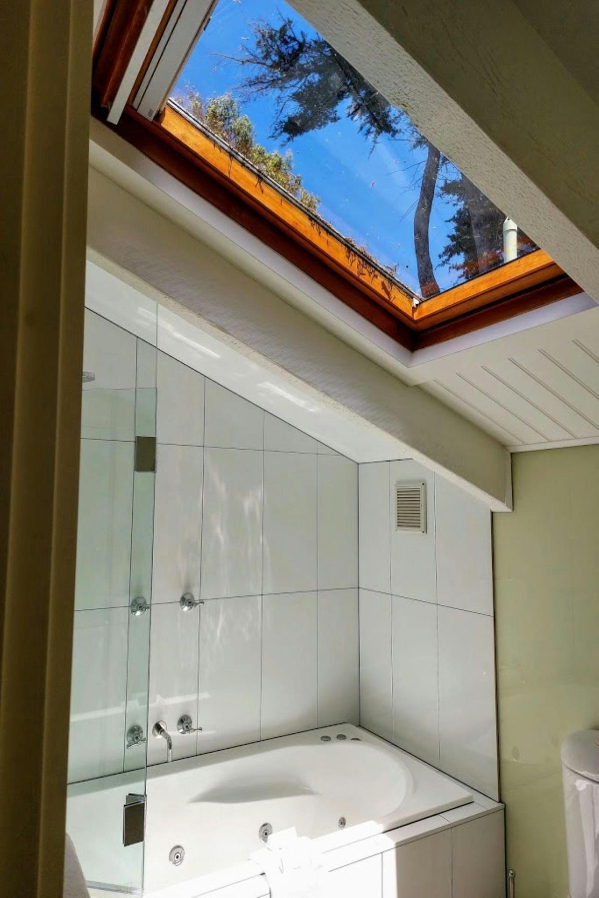 Spa Bath in the trees