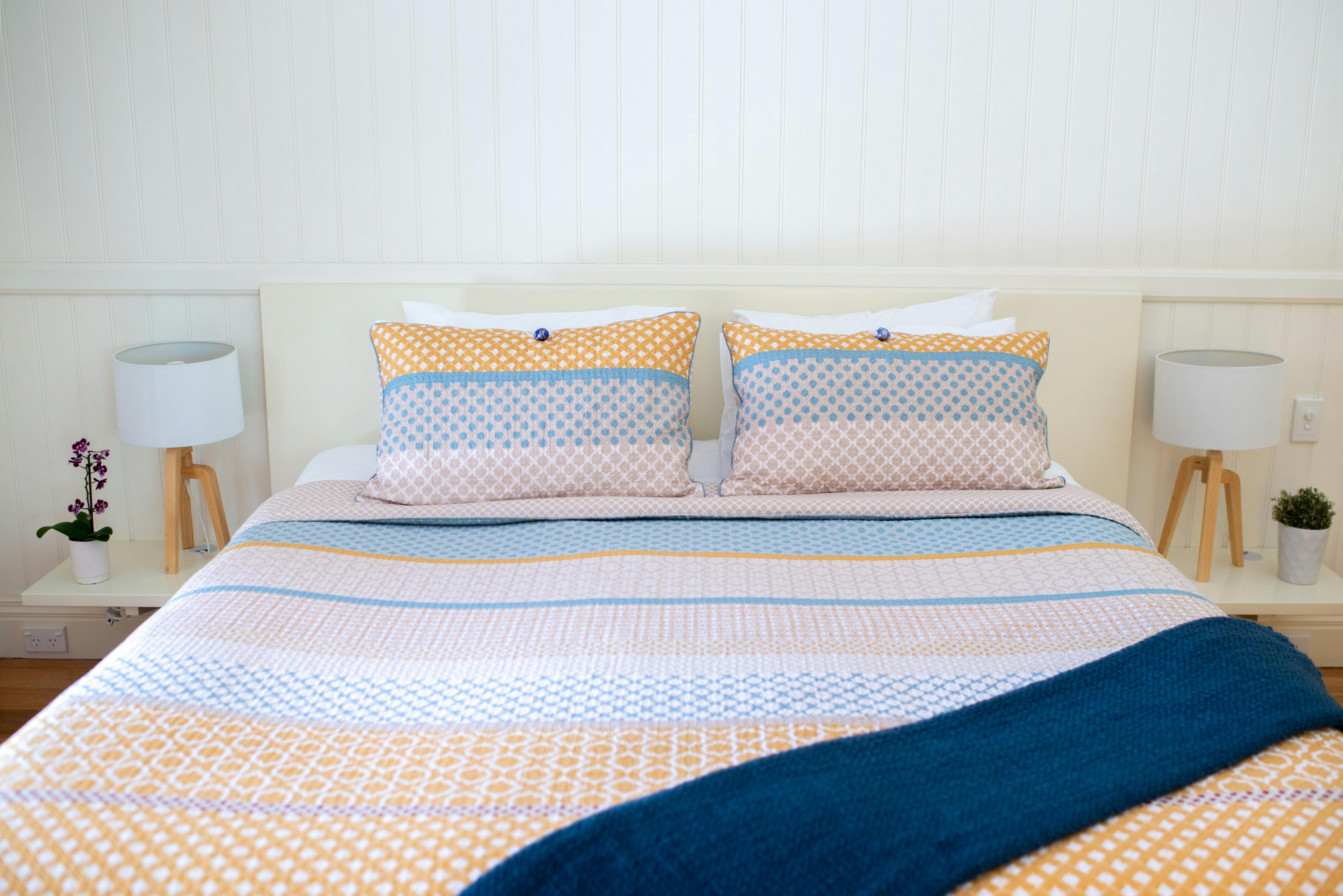 King sized Bed in Rhyll Haven Cottage