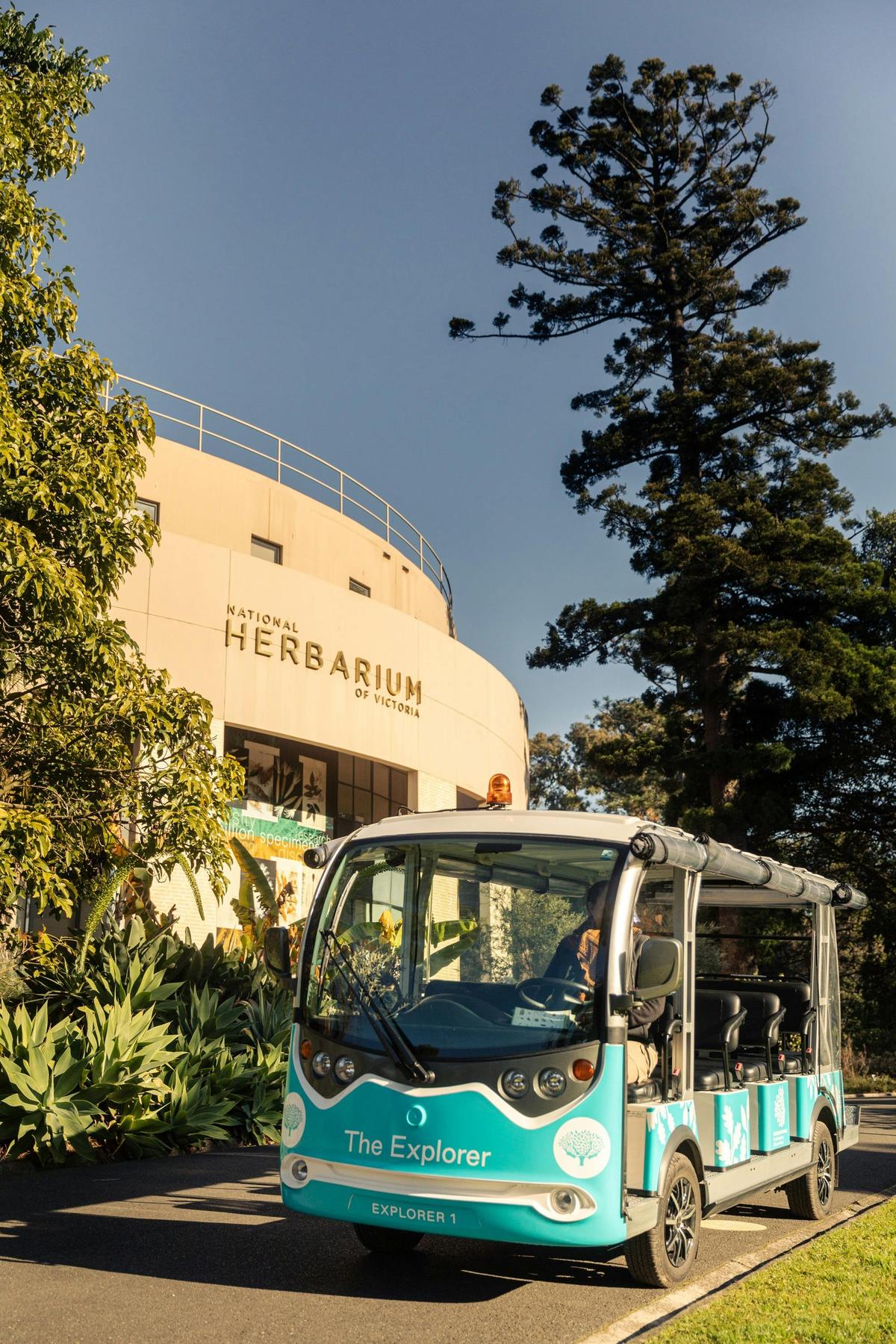 Explorer Bus in front of Herbarium