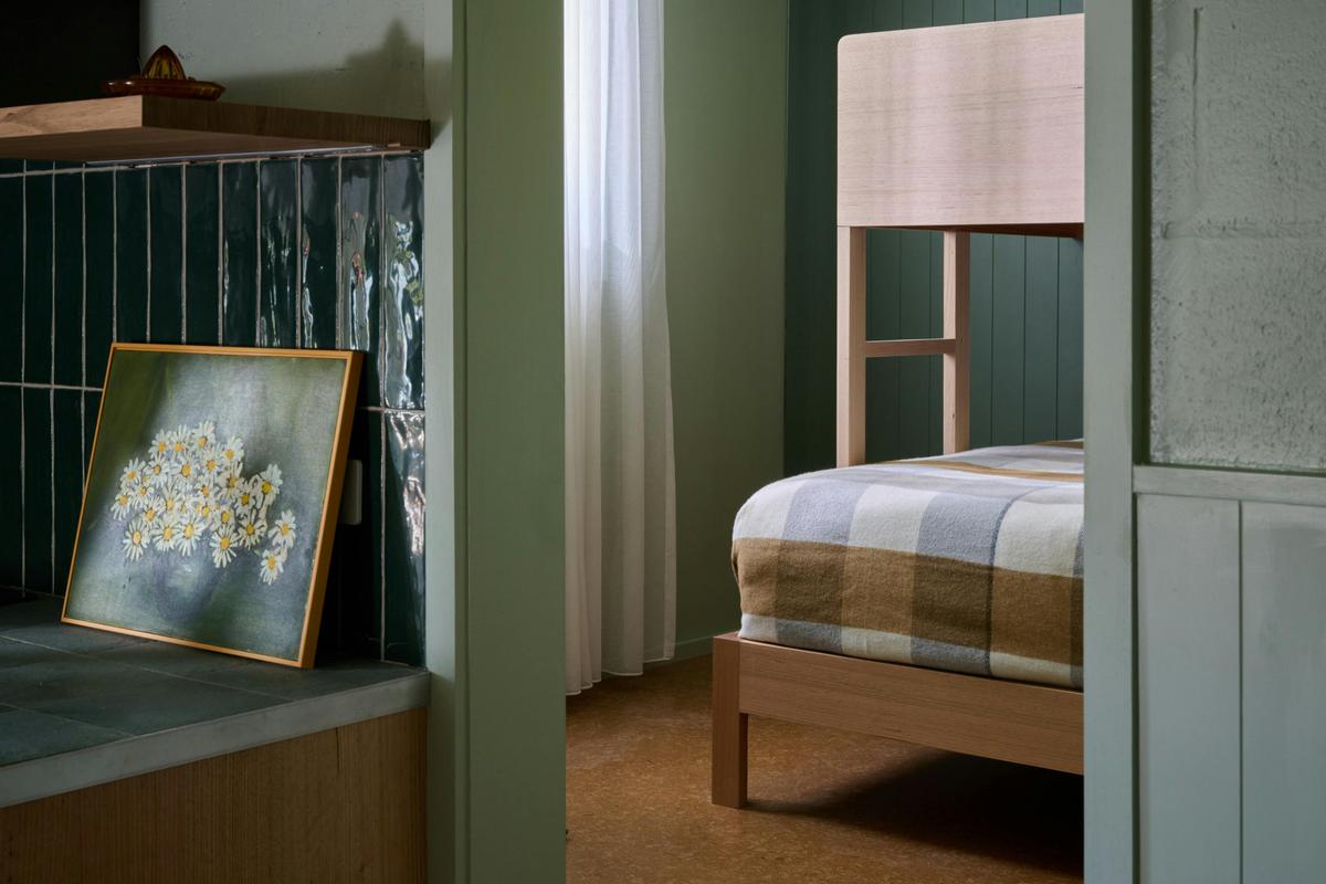 First Bedroom - Queen with bunk over